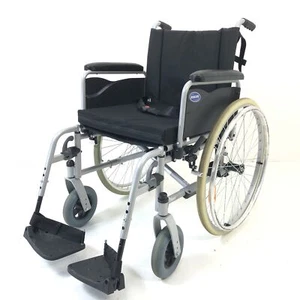 Rollstuhl Invacare Action 1 NG Faltrollstuhl Sb. 45 cm Transferrollstuhl K5375 - Bild 1 von 8