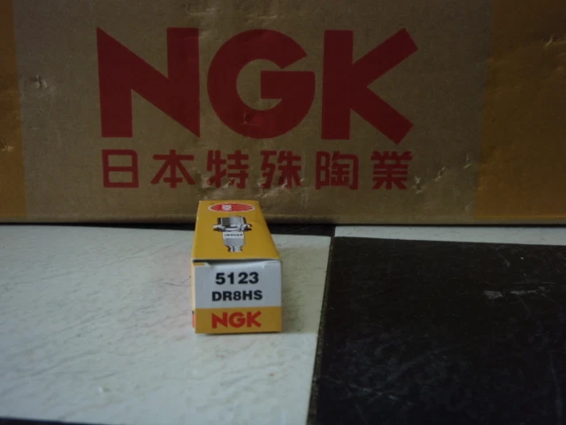 NUEVO NGK Bujía DR8HS Stock # 5123  Foto 1 de 1