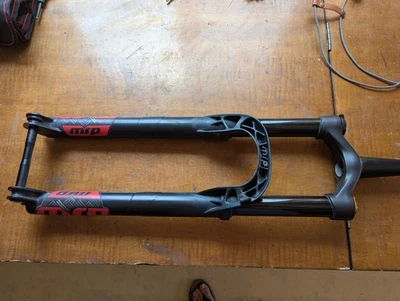 MRP Ribbon Air Fork Boost 29" Ramp Control  150mm Travel (140-170mm) Black & Red - Image 1 of 4