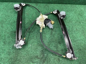 2014-2017 Maserati Ghibli Front Right Side Door Window Regulator Motor OEM - Picture 1 of 8
