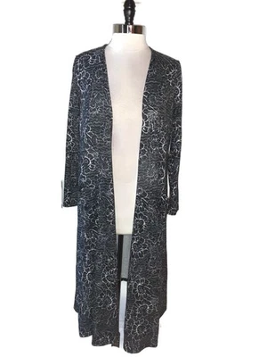 Cárdigan LULAROE Talla M Sarah Plumero Negro Blanco Floral Manga Larga Bolsillos Foto 1 de 4