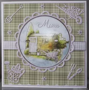 SUBASTA HECHA A MANO MAMÁ CUALQUIER OCASIÓN TARJETA CON UN DISEÑO TEMÁTICO DE JARDINERÍA - Imagen 1 de 2