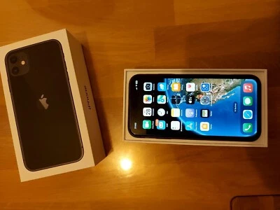 Apple iPhone 11 - 128GB - Schwarz O2 - Bild 1 von 4