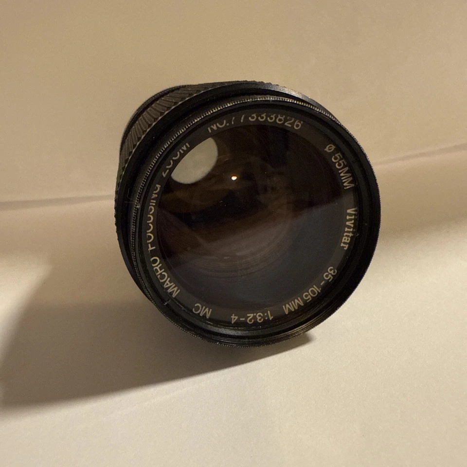 Vivitar 35-105mm MC Macro Focusing Zoom 1:3.2 - 4 MC Lens - Image 1 of 4