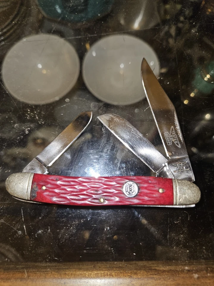 Rough Rider Red Jigged Bone Razor Trapper Pocket Knife  Rare 3 Folding Blades - Image 1 of 4