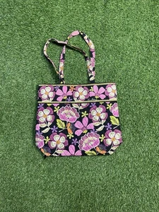 VERA BRADLEY PIROUETTE Retired 2010 Quilted Handbag Tote / Hole Corner - Picture 1 of 10