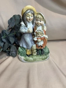Vintage Girls Figurine Nursery Decor Girls Room Cottagecore Grandmacore  - Picture 1 of 8