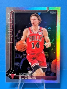 2025-26 Topps Flagship Rainbow Foil #37 Matas Buzelis Chicago Bulls - Picture 1 of 2