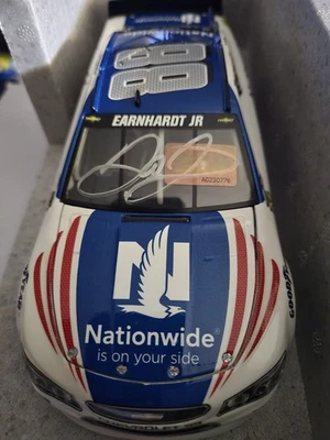 小戴尔签名 Very Ltd Ed 2017 #88 全国爱国汽车制造正品认证 96 件 1 件 — 第 1/4 张图片