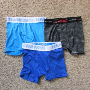 NUOVO 3 paia slip boxer Hanes Xtemp ragazzo medio blu nero/rosso - Foto 1 di 2
