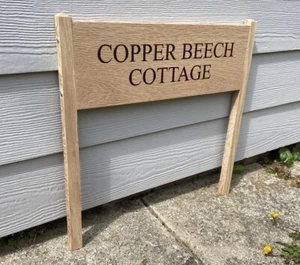 MODERN FREESTANDING SOLID OAK HOUSE & BUSINESS SIGN PLAQUE OAK POST GARDEN SIGN - Picture 1 of 4