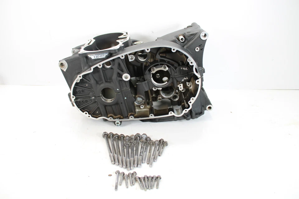 Triumph Thruxton 1200 R 2016 fundas de motor/carter de motor principal Foto 1 de 4