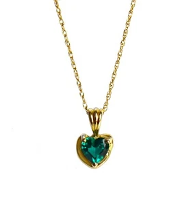 Emerald Heart Shaped 10K Yellow Gold Vintage Necklace - Picture 1 of 15