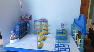 Zuru 5 Surpise Mini Brands Mini Mart Series 3 - Picture 1 of 8