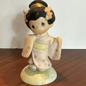 Figurina Vintage 1998 Momenti Preziosi Ragazza Giapponese LA NOSTRA AMICIZIA È SEMPRE IN FIORE - Foto 1 di 9