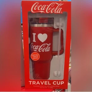 NUOVO IN CONFEZIONE REGALO I LOVE COCA COLA COLA 40 ONCE BICCHIERE TAZZA DA VIAGGIO COPERCHIO E CANNUCCIA - Foto 1 di 7