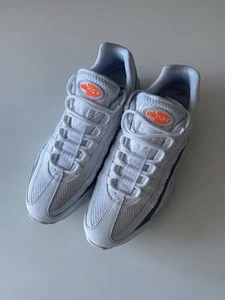 Original nike air max 95 ultra weiß / grau Herrengrösse 44 nicht oft getragen - Bild 1 von 8