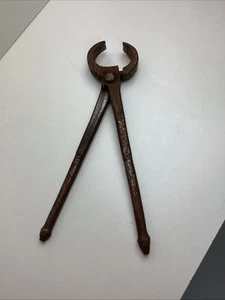 Blacksmiths / farriers pinchers Pliers approx length 13 inches - Picture 1 of 21