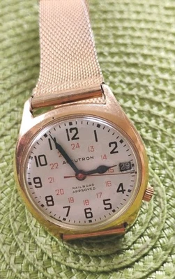 Estuche de Colección Hombre BULOVA ACCUTRON Aprobado por Ferrocarril 218 14K Lleno de Oro ¡FUNCIONA! Foto 1 de 4