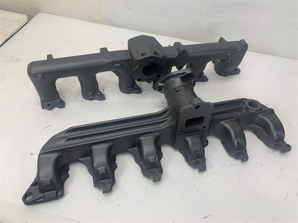 300 4.9 Ford Heavy Duty F600 F700 New Exhaust and Intake Manifold - Image 1 of 4