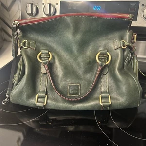 Dooney & Bourke Florentine 8L980 Mini Borsa a tracolla Donna - Verde - Frangia Leggi!! - Foto 1 di 9