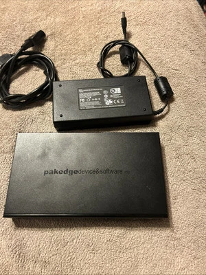 Pakedge SX-8P  Managed POE Network Switch (8 Ports) w/ Power Supply - Image 1 of 4