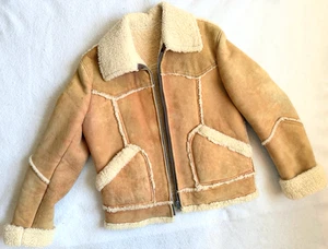 VINTAGE MARLBORO RANCHER SHEEPSKIN SHEARLING  TAN JACKET SZ 42 UNISEX ISRAEL - Picture 1 of 8