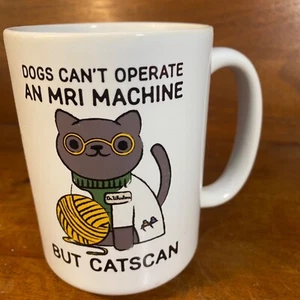 Lustige weiße Keramik-Kaffeetasse mit Katzenmotiv und "Catscan" MRT Witz-Design - Bild 1 von 2