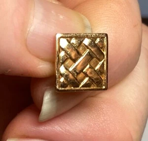 1/2 ZOLL SCHILLERNDE MODERNISMUS GEWEBTE BOX 18 KARAT VERGOLDET 1 1/2 GRAMM KRAWATTENNADEL - Bild 1 von 18