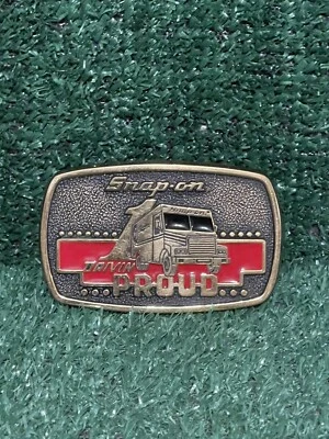 ВИНТАЖНАЯ ЛАТУННАЯ ПРЯЖКА РЕМНЯ SNAP ON 1989 TOOLS ОГРАНИЧЕННЫЙ ВЫПУСК ДЛЯ ВОЖДЕНИЯ. - Изображение 1 из 4