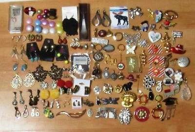 Lote de broches-alfileres-pendientes-pedrería Coro usable vintage ahora joyería Foto 1 de 4