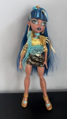 Monster High Cleo De Nile - No Accessories - Image 1 of 4