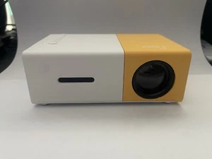 Portable Mini 1080p LED Projector - Picture 1 of 6