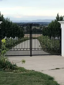 PREMIUM ALUMINIUM PARISIENNE GATES 1500-1800/2 x 2250 BLACK - Picture 1 of 4