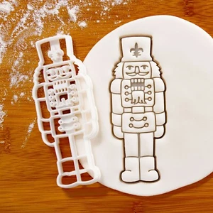 Nutcracker cookie cutter | Christmas festive holidays traditional soldier doll - Picture 1 of 6