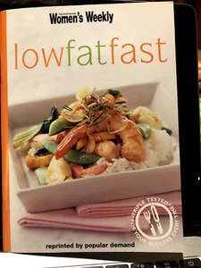 Woman's Weekly - Low Fat Fast - Picture 1 of 1