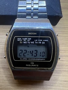 VINTAGE RICOH Riquartz Alarm Chronograph Original Japan Digital Watch WORKING - Picture 1 of 14