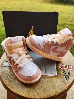 Jordan Retro 1 HIGH OG "PINK SUEDE" Girls' BRAND NEW Toddler 6C - Image 1 of 4
