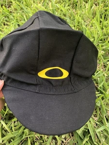 Oakley Spell Out O Logo Bicycle Cycling Hat Cap Black Italy One Size New - Picture 1 of 7