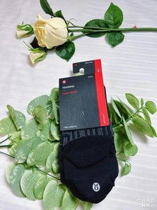 NWT$38 Lululemon Power Stride Tab Socks 3 Pack - Black - Size M - Picture 1 of 5