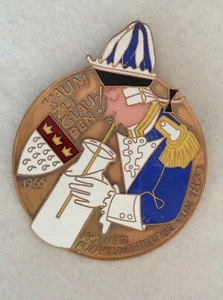 Blaue Funken 1870 - 1966 Karneval Köln 2025 Karnevalsorden Milch Kölsch Orden - Bild 1 von 3