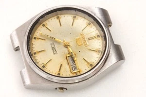 Seiko 7009-5860 automatic watch for repairs, for parts -18649 - Foto 1 di 7