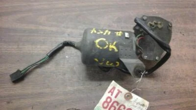 72 73 74 VOLKSWAGEN 411/412 LIMPADOR DE PARA-BRISA MTR 2996 - Imagem 1 de 2