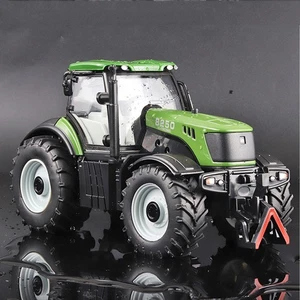 1:30 Scale 2024 John Deere 8250 Diecast Metal Tractor - Replica Play Toy - Picture 1 of 8
