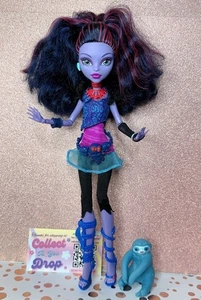 Monster High Monster Exchange Jane Boolittle Doll W/ Sloth Pet - Bild 1 von 4