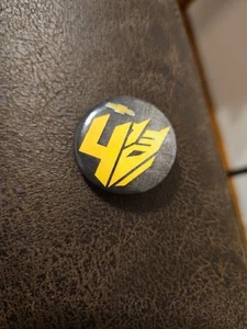 Chevrolet Logo Transformer Decepticon Pin Badge Button 1" 2015 NY AUTO SHOW SWAG - Bild 1 von 5