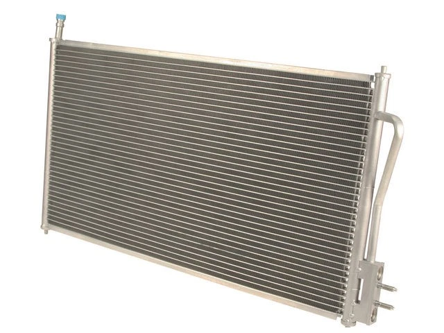 Condensador de aire acondicionado Koyo Cooling 17FX97N compatible con condensador de aire acondicionado Ford Focus 2000-2004 Foto 1 de 1