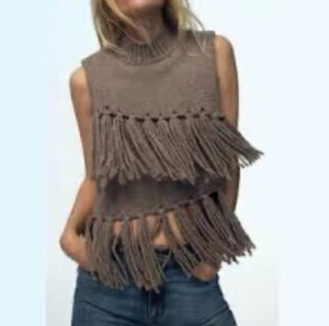 Zara Womens Sweater M Taupe Fringed Chunky Knit Sleeveless Vest Western Boho - Picture 1 of 18