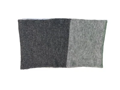 Bufanda Ugg Infinity Hecha en Italia Marfil/Gris Bloque de Color Nuevo sin Etiquetas Foto 1 de 4