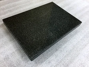 Entkopplungsplatte Lautsprecher Schall Absorber Platte schwarz Sockelplatte 3cm - Bild 1 von 6